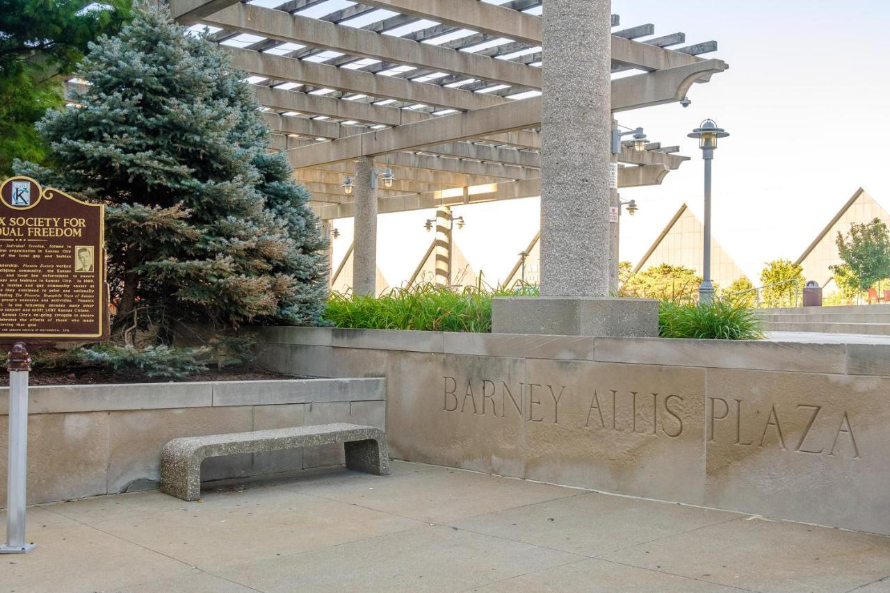 Frontdesk Flashcube Apts Downtown Kansas City Exterior photo